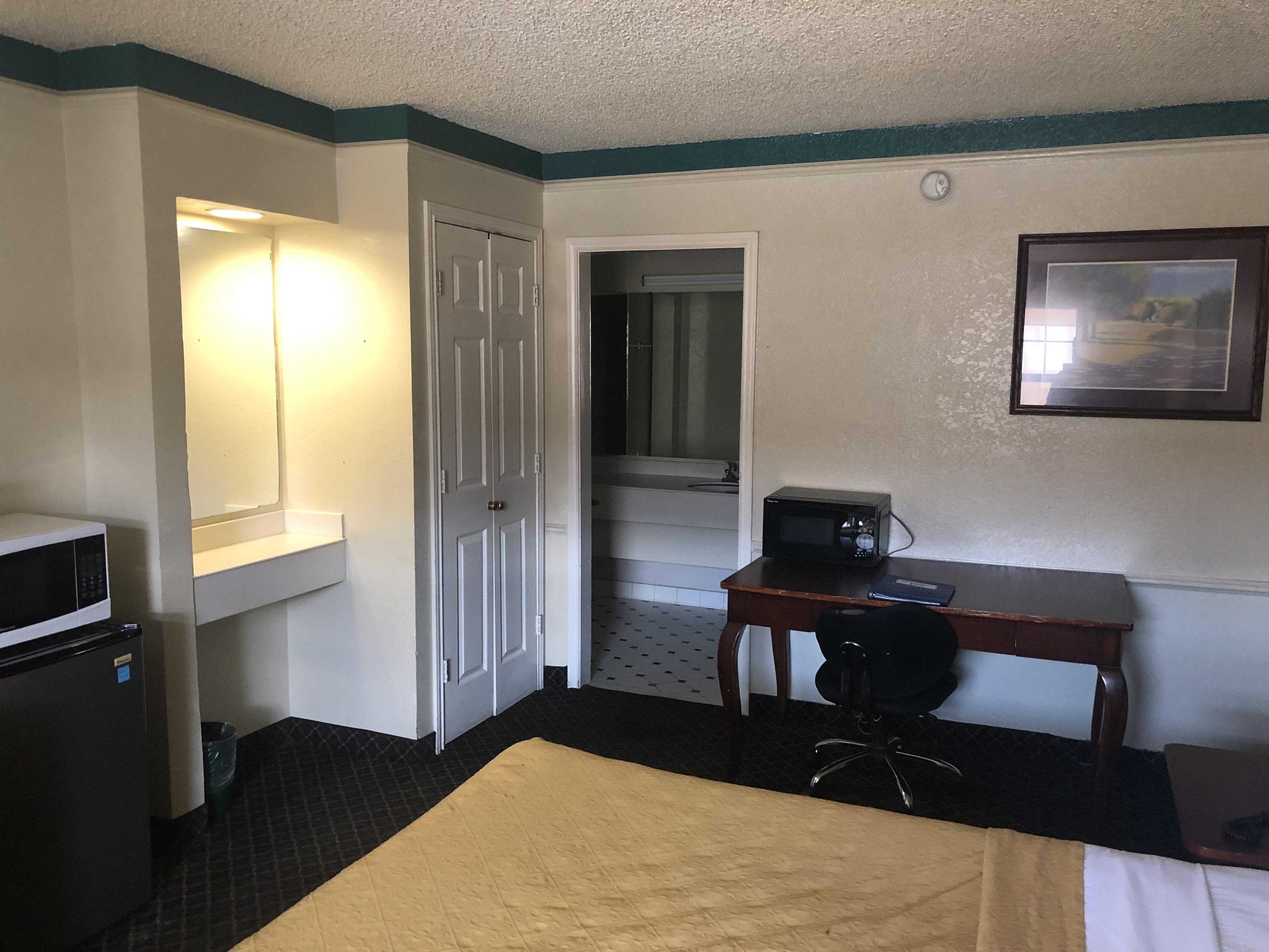 Americas Best Value Inn Denver Bagian luar foto