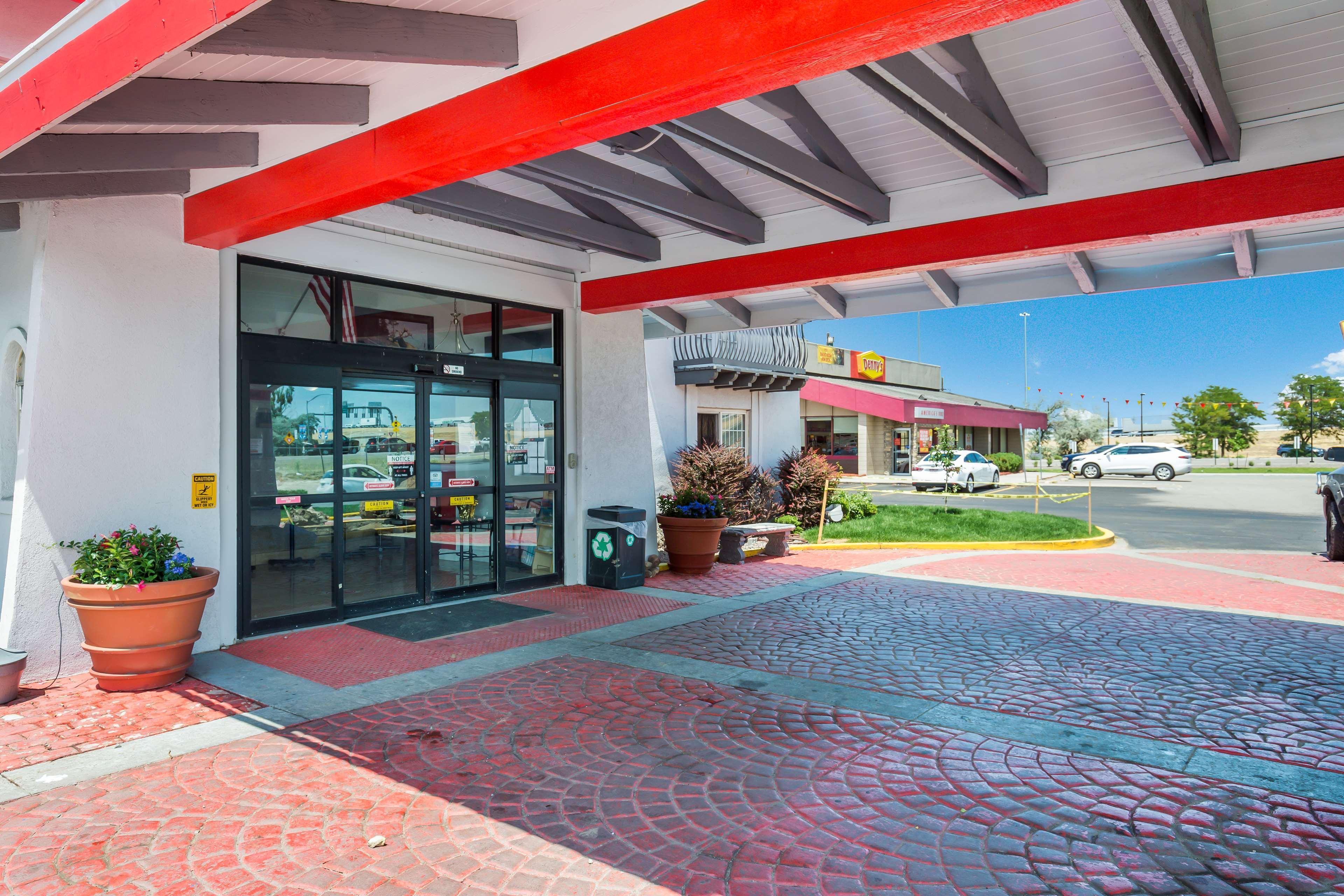 Americas Best Value Inn Denver Bagian luar foto