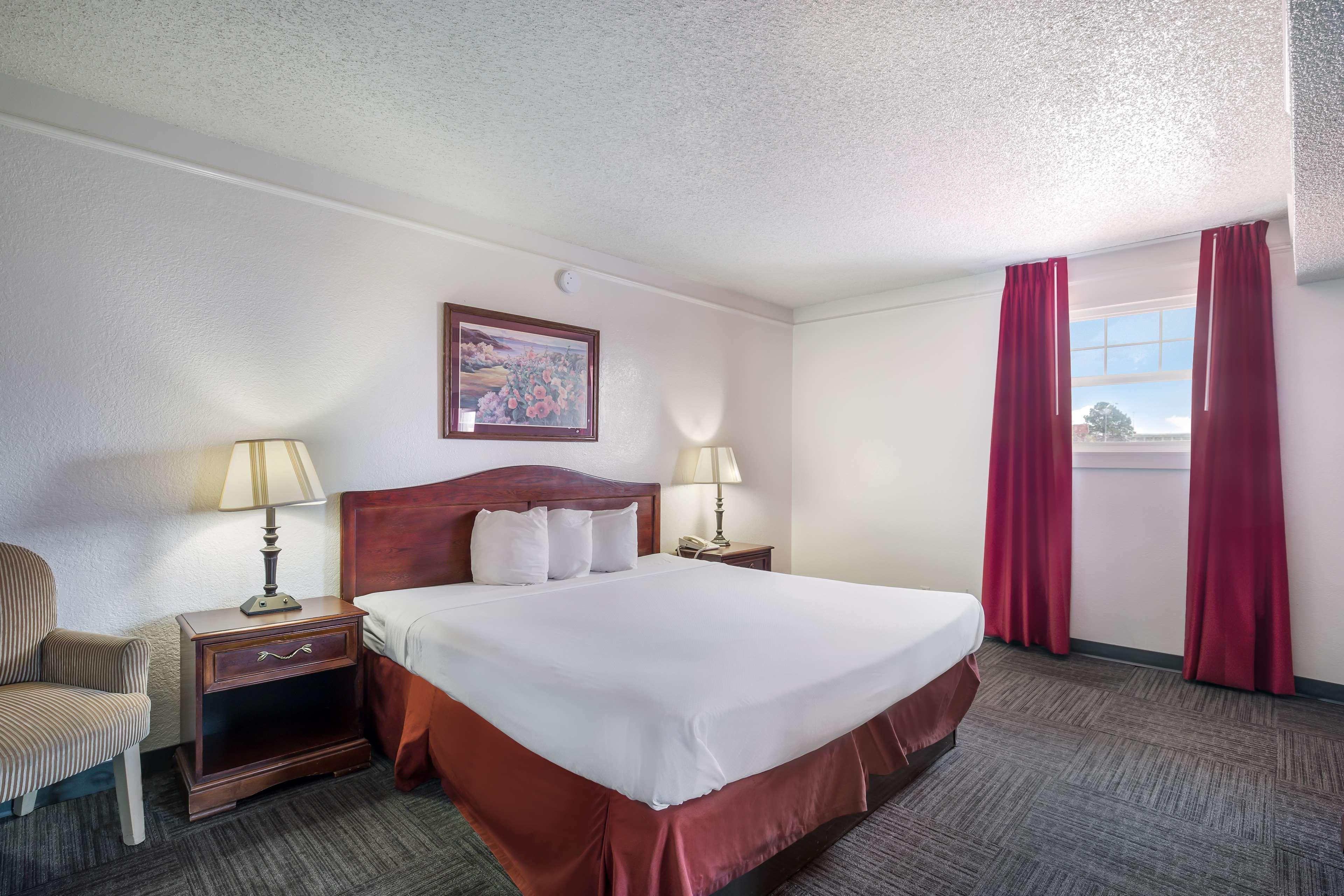 Americas Best Value Inn Denver Bagian luar foto