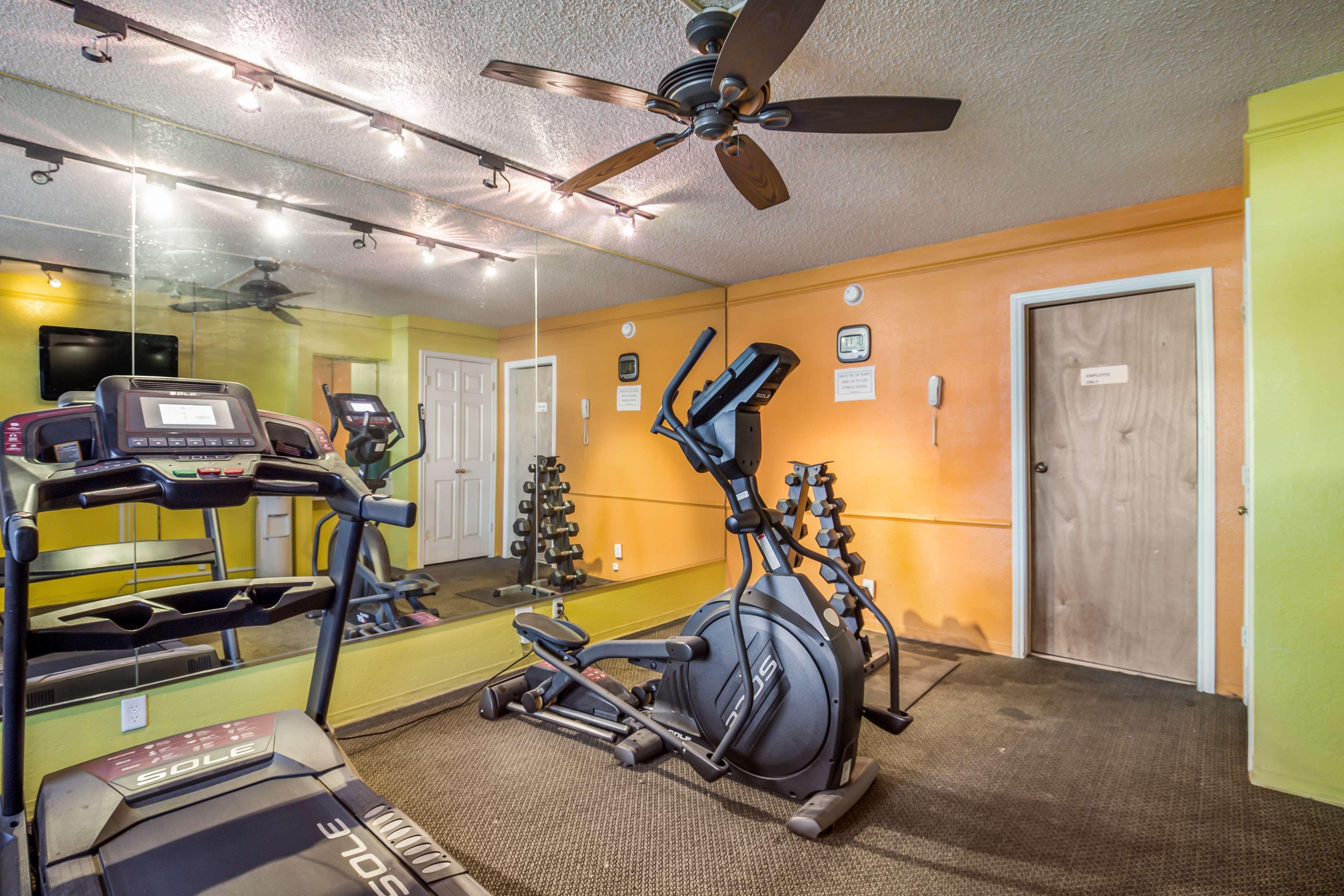 Americas Best Value Inn Denver Bagian luar foto