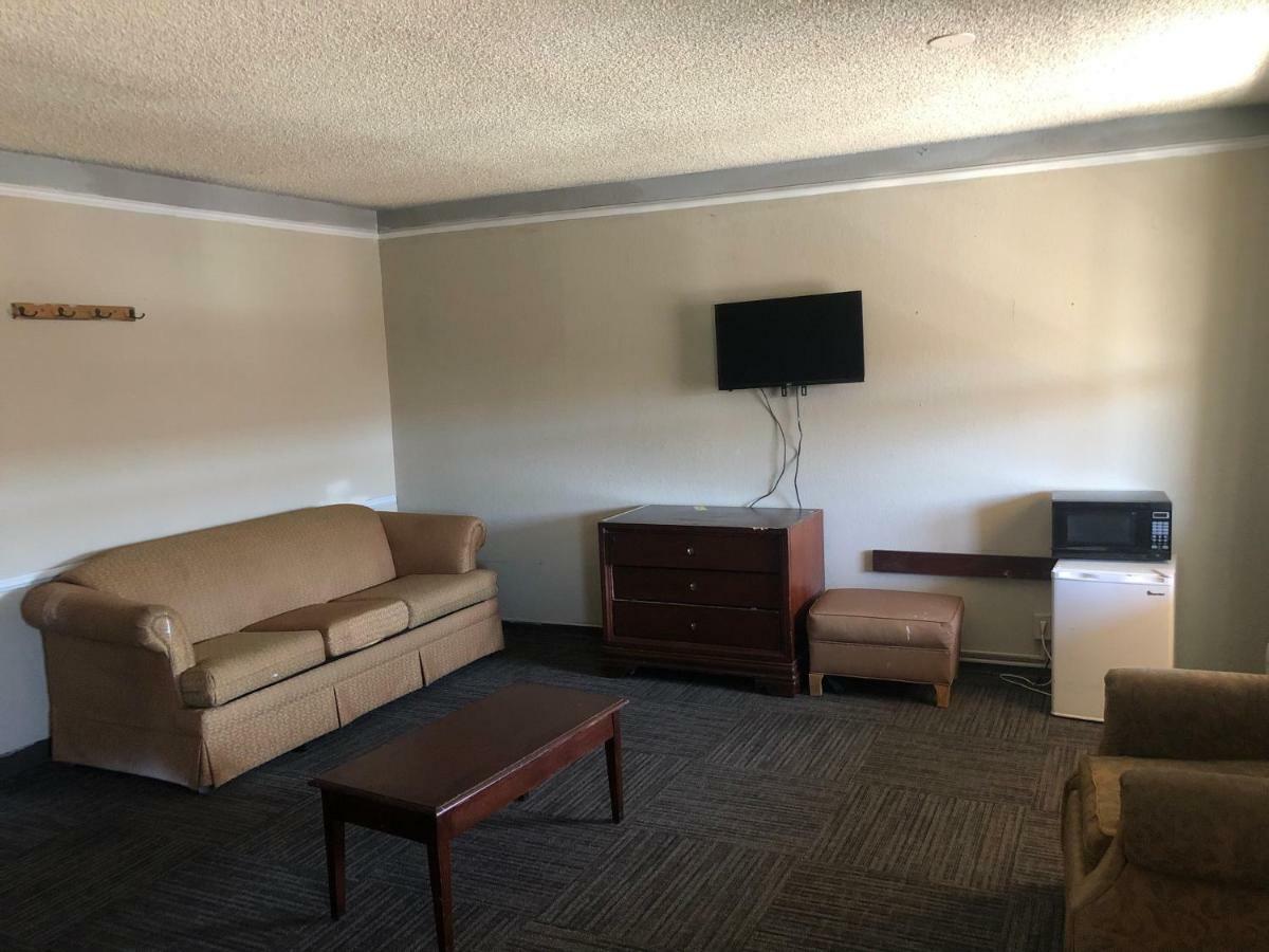 Americas Best Value Inn Denver Bagian luar foto